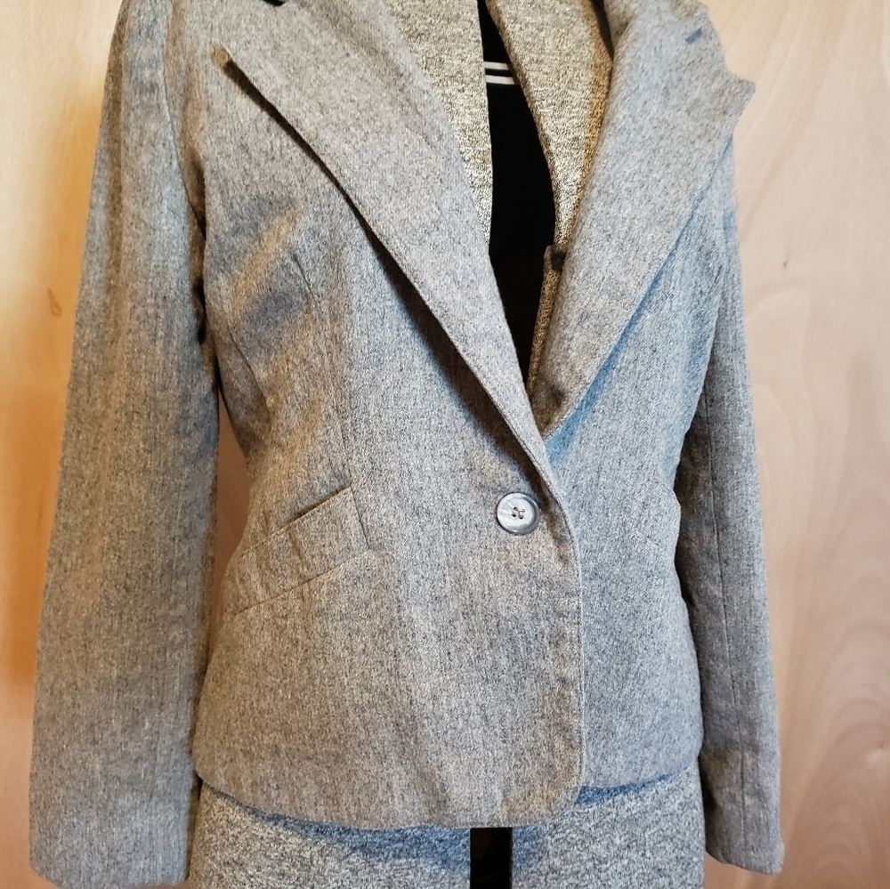 BLAZER - Picture 2 of 3